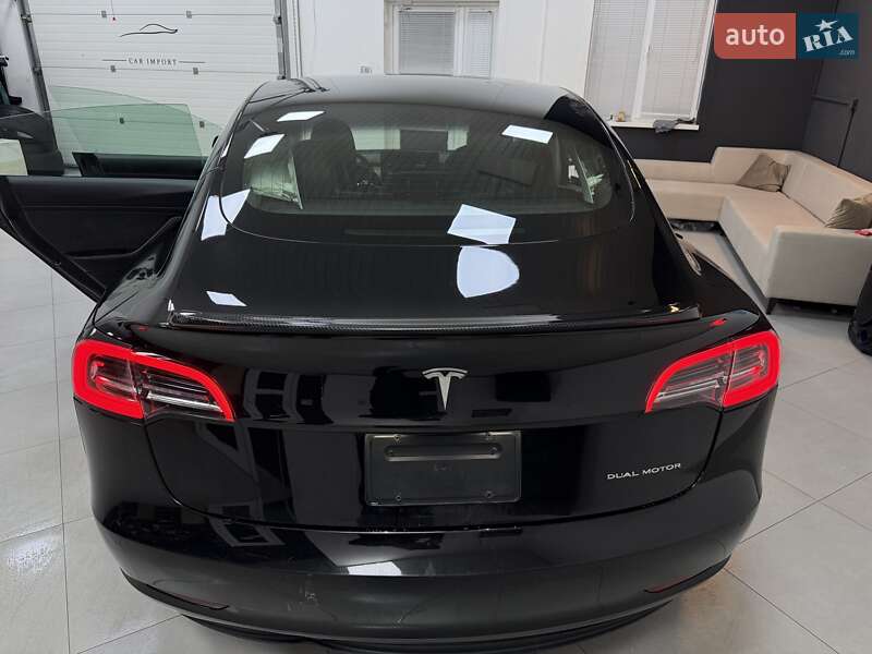 Седан Tesla Model 3 2019 в Дрогобичі фото 6 Седан Tesla Model 3 2019 в Дрогобичі