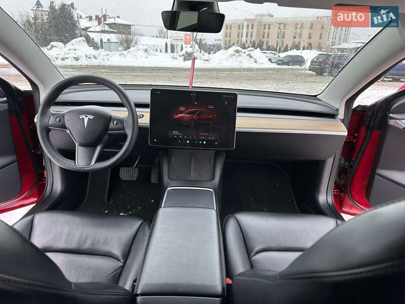 Седан Tesla Model 3 2022 в Львові фото 10 Седан Tesla Model 3 2022 в Львові