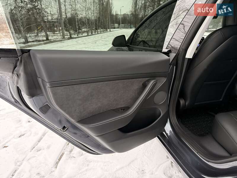 Седан Tesla Model 3 2022 в Кременчуці фото 27 Седан Tesla Model 3 2022 в Кременчуці