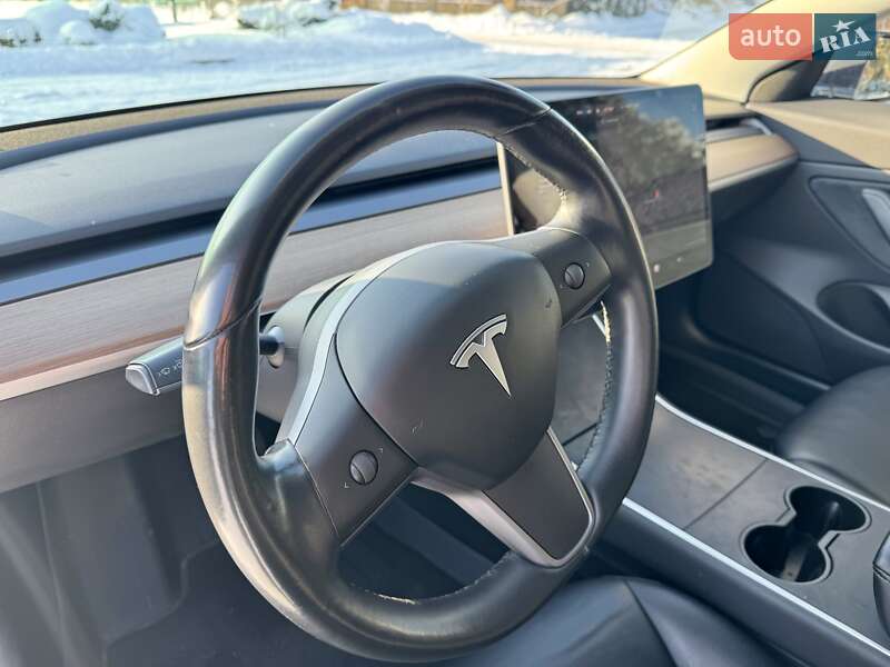 Седан Tesla Model 3 2019 в Киеве фото 18 Седан Tesla Model 3 2019 в Киеве