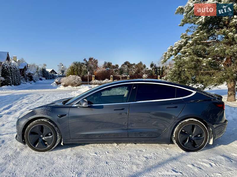Седан Tesla Model 3 2019 в Киеве фото 7 Седан Tesla Model 3 2019 в Киеве