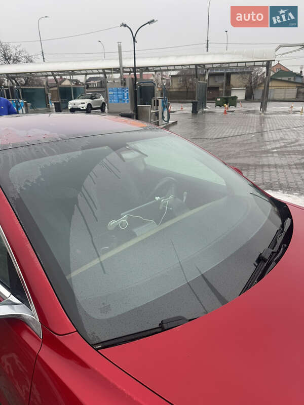 Седан Tesla Model 3 2018 в Одессе