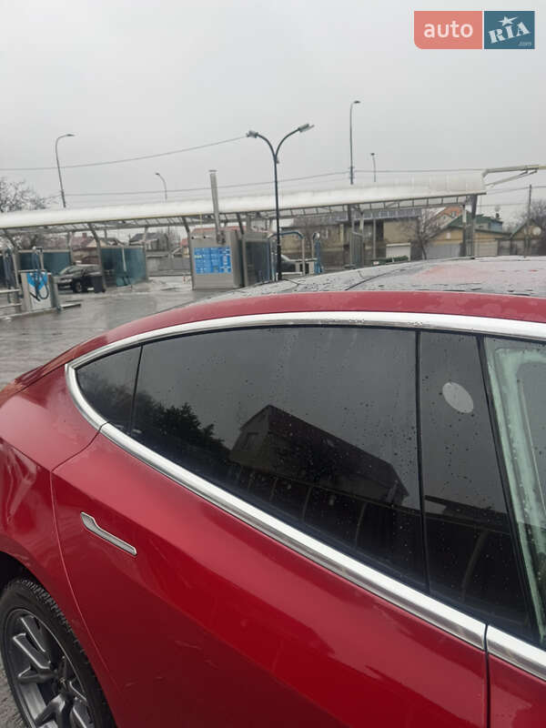 Седан Tesla Model 3 2018 в Одессе