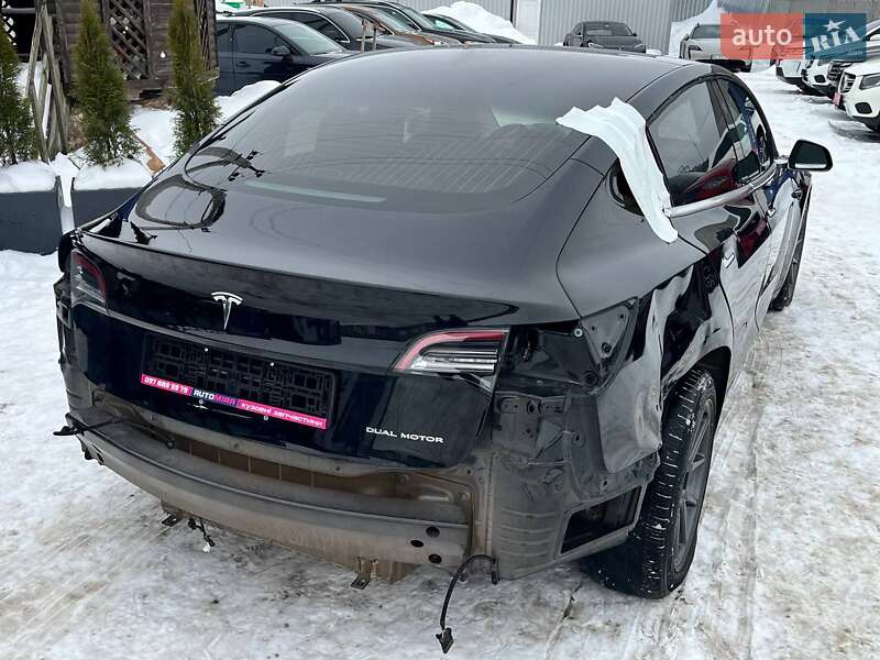 Седан Tesla Model 3 2018 в Луцьку