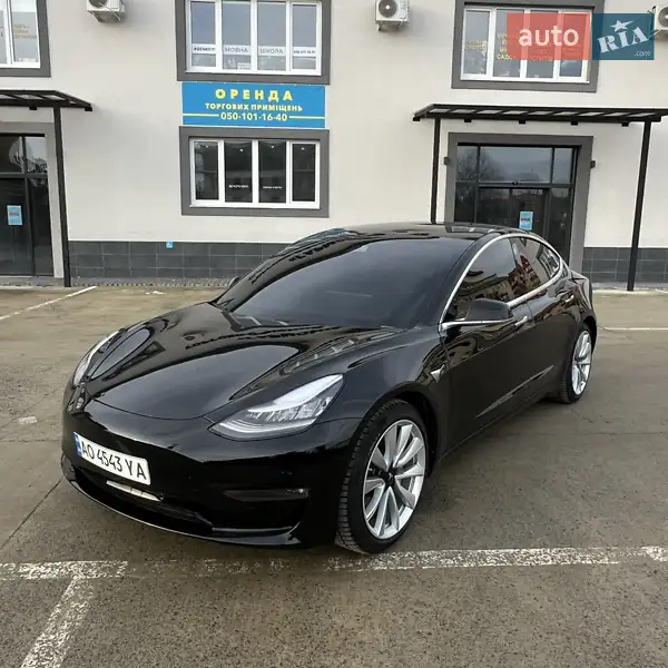 Tesla Model 3