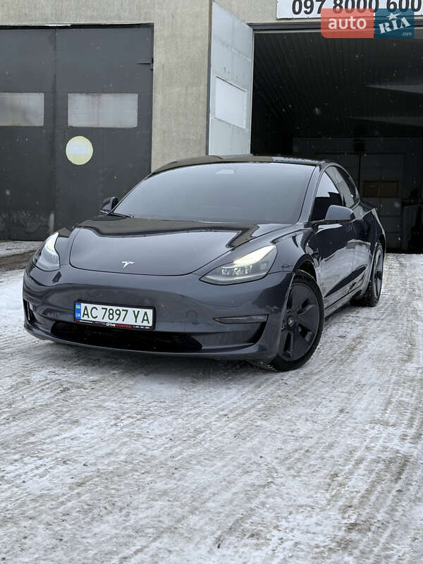 Седан Tesla Model 3 2021 в Луцке фото Седан Tesla Model 3 2021 в Луцке