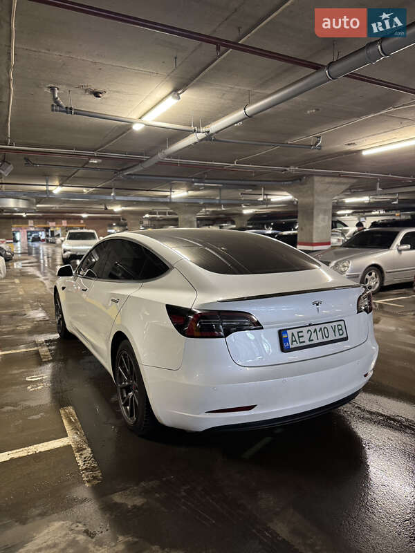 Седан Tesla Model 3 2020 в Дніпрі фото 5 Седан Tesla Model 3 2020 в Дніпрі