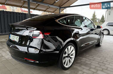 Седан Tesla Model 3 2019 в Львове