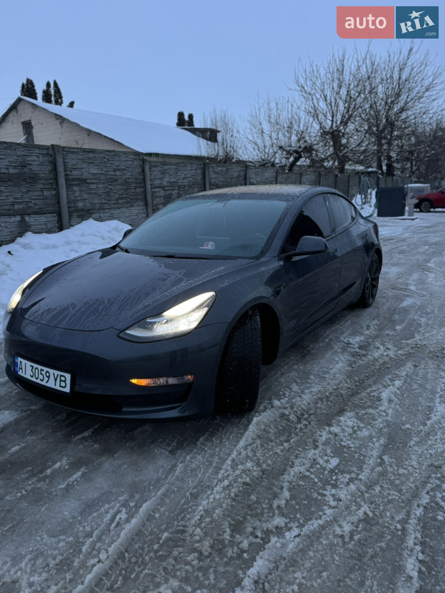 2018 Tesla Model 3 - фото 1