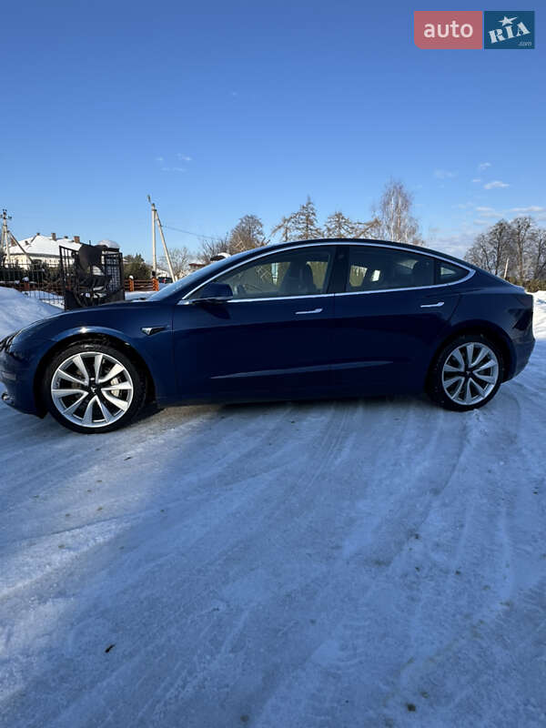 Седан Tesla Model 3 2018 в Львові фото 3 Седан Tesla Model 3 2018 в Львові