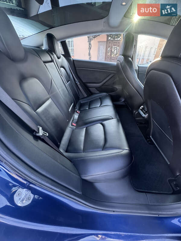 Седан Tesla Model 3 2018 в Львові фото 56 Седан Tesla Model 3 2018 в Львові