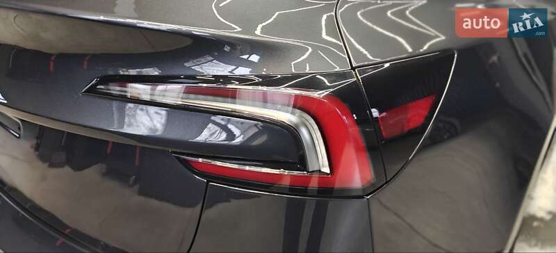 Седан Tesla Model 3 2024 в Киеве