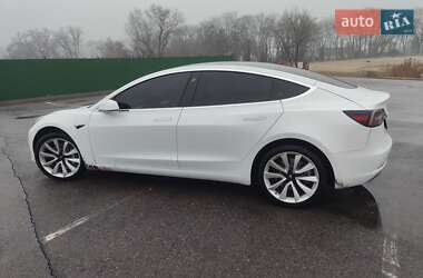 Седан Tesla Model 3 2020 в Александрие