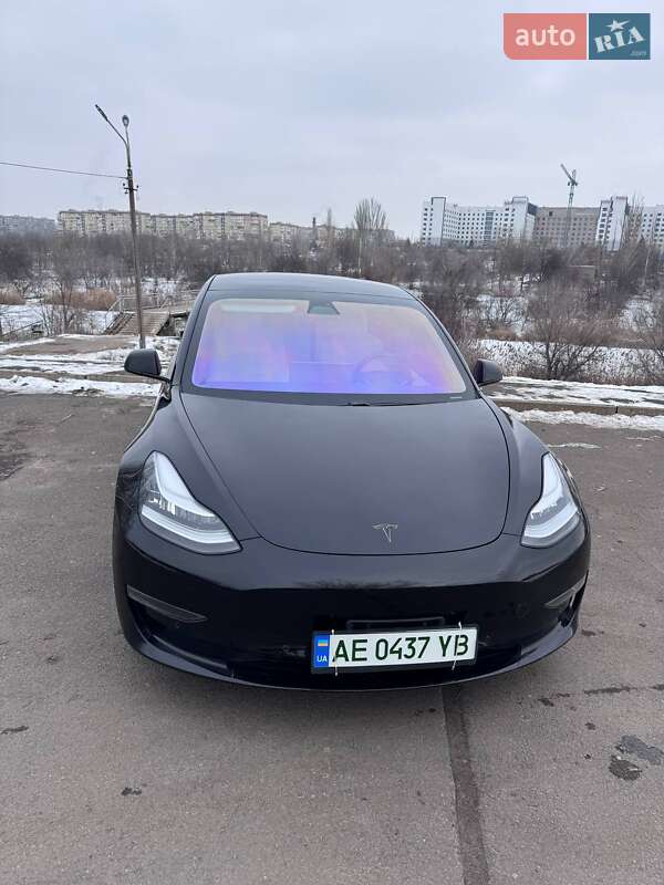 Седан Tesla Model 3 2019 в Кривом Роге