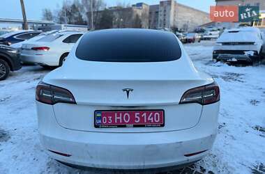 Седан Tesla Model 3 2019 в Луцке