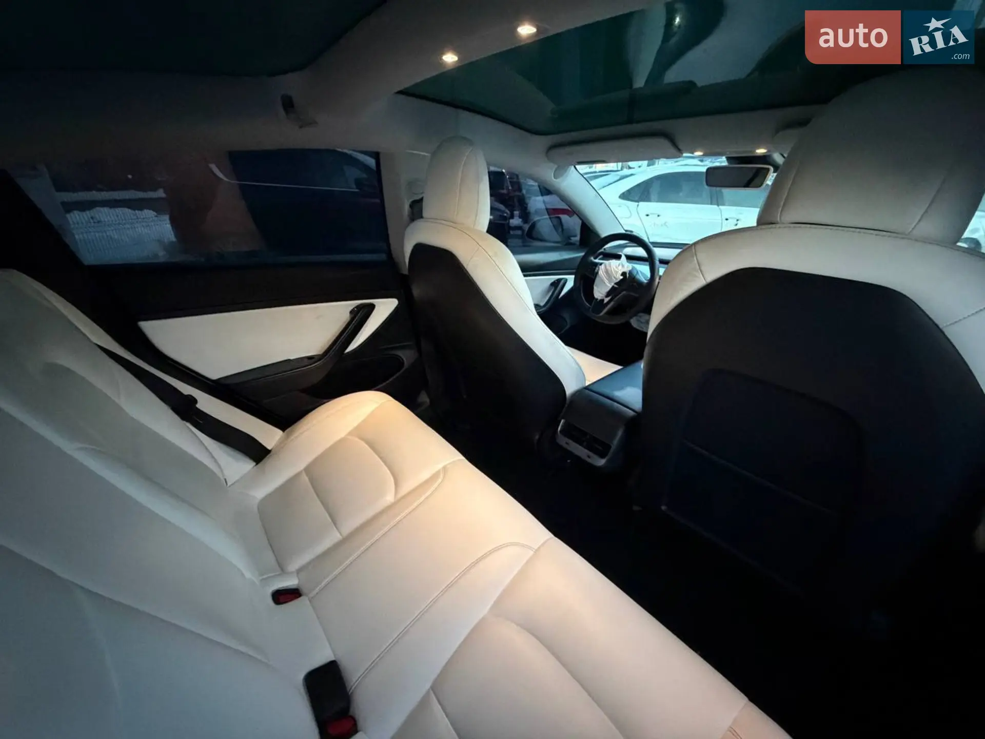 2019 Tesla Model 3 - мініатюра 12