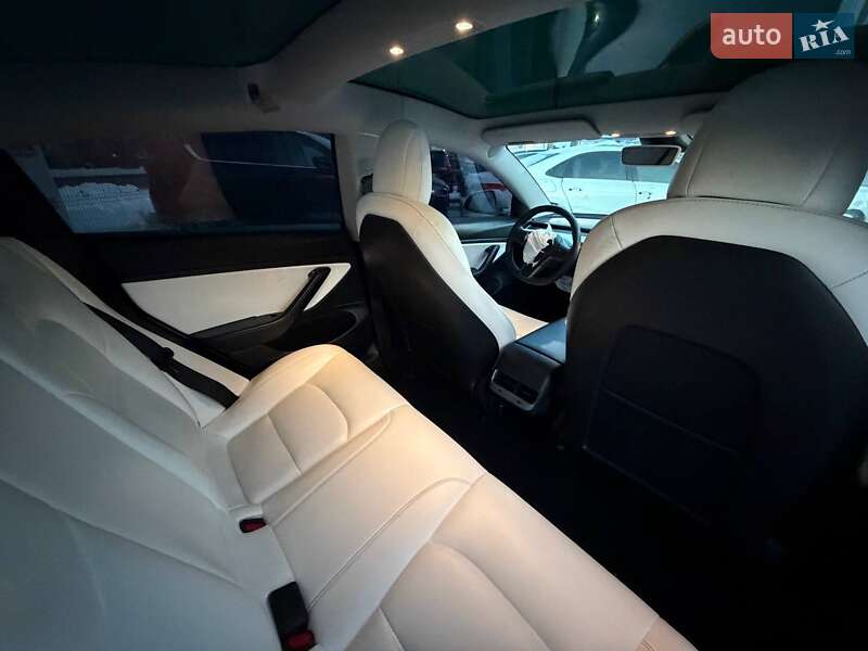 Седан Tesla Model 3 2019 в Луцке фото 12 Седан Tesla Model 3 2019 в Луцке
