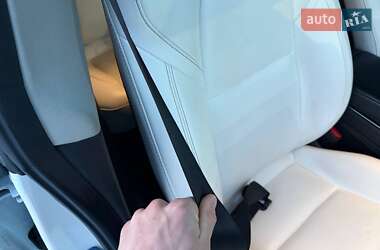 Седан Tesla Model 3 2019 в Луцке
