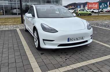 Седан Tesla Model 3 2019 в Мукачевому