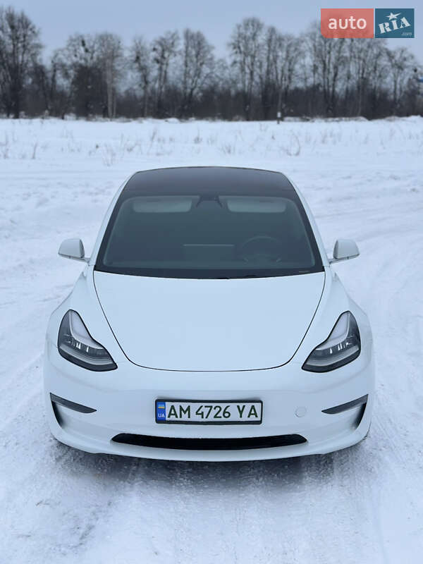 Седан Tesla Model 3 2019 в Звягелі фото Седан Tesla Model 3 2019 в Звягелі