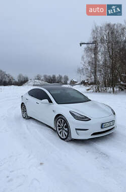 Седан Tesla Model 3 2019 в Звягеле