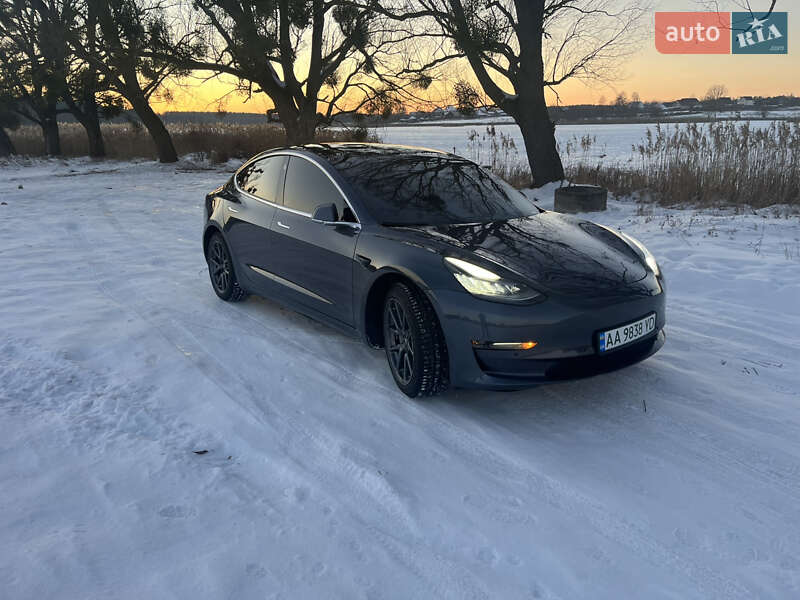 Седан Tesla Model 3 2020 в Радомышле фото 2 Седан Tesla Model 3 2020 в Радомышле