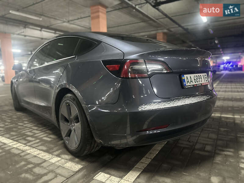 Седан Tesla Model 3 2022 в Києві