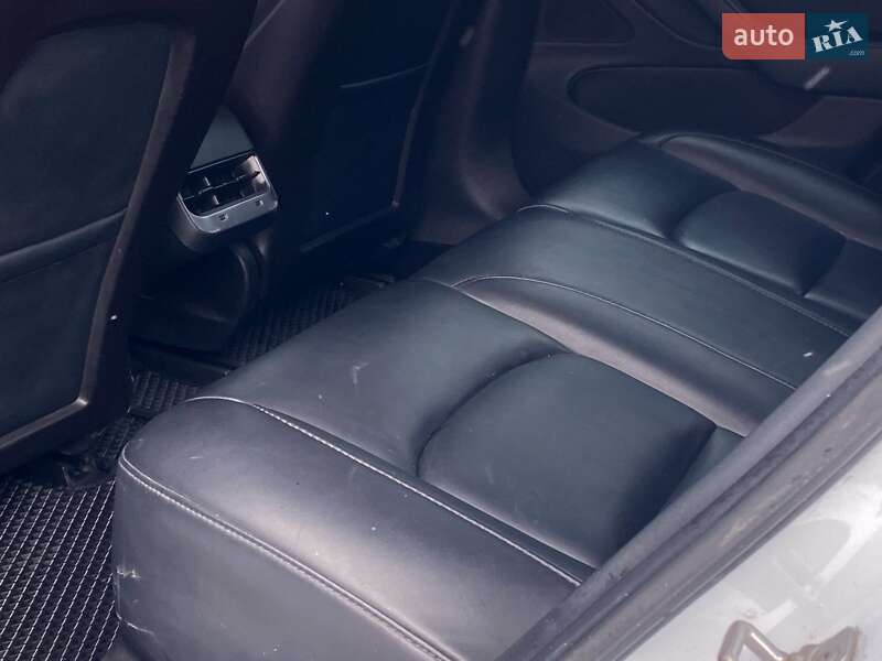 Седан Tesla Model 3 2019 в Києві фото 15 Седан Tesla Model 3 2019 в Києві