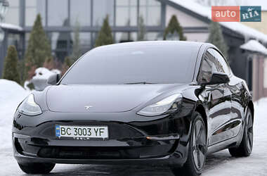 Седан Tesla Model 3 2023 в Стрые