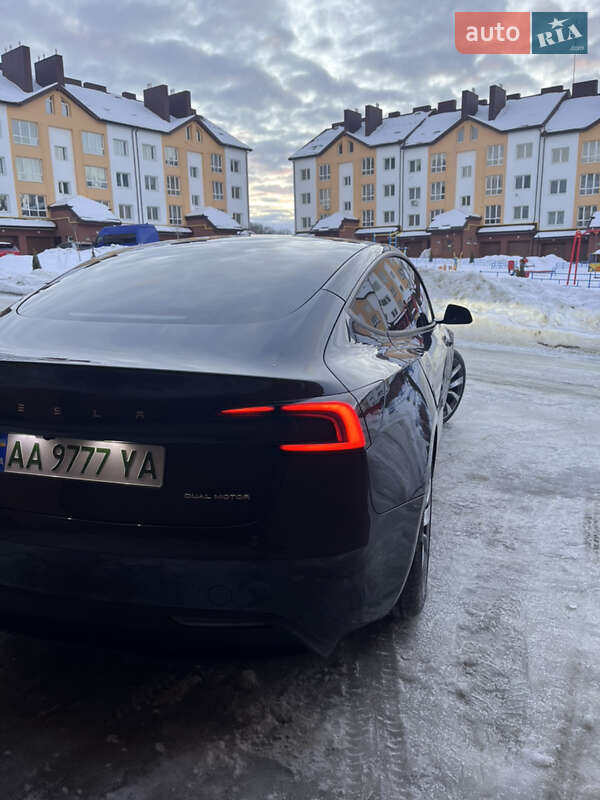 Седан Tesla Model 3 2024 в Львові фото 15 Седан Tesla Model 3 2024 в Львові