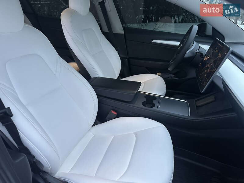 Седан Tesla Model 3 2021 в Чернигове фото 24 Седан Tesla Model 3 2021 в Чернигове