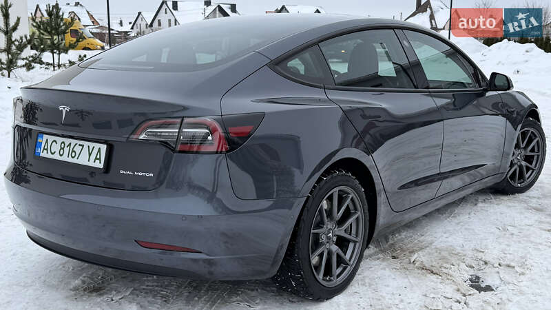 Седан Tesla Model 3 2021 в Луцке фото 3 Седан Tesla Model 3 2021 в Луцке