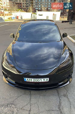 Седан Tesla Model 3 2019 в Киеве