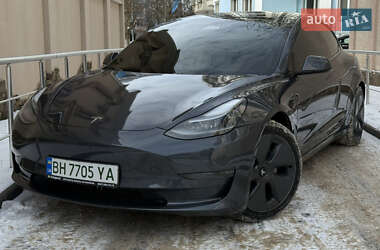 Седан Tesla Model 3 2021 в Одессе