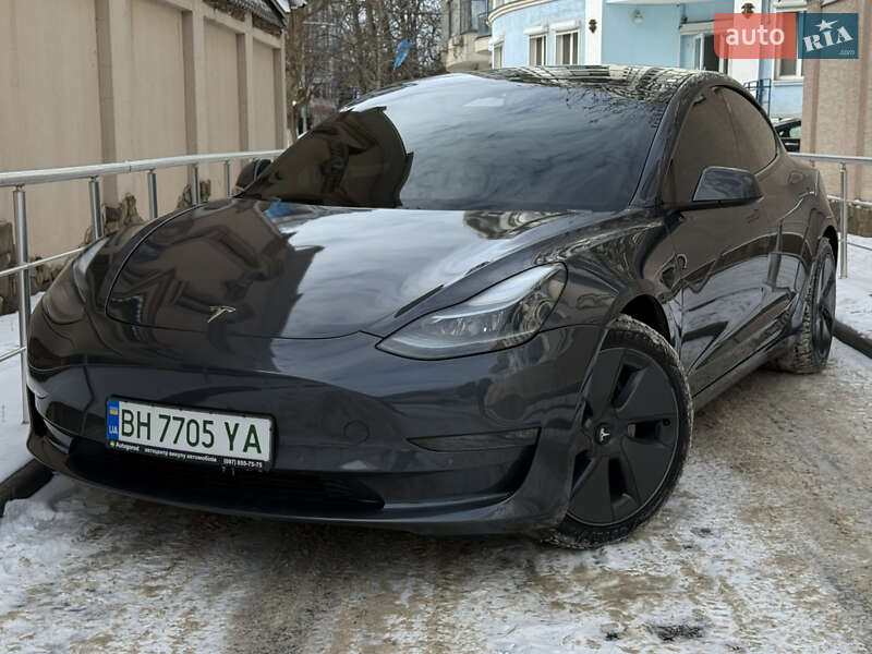 Седан Tesla Model 3 2021 в Одессе
