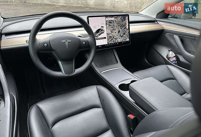Седан Tesla Model 3 2021 в Львове фото 19 Седан Tesla Model 3 2021 в Львове