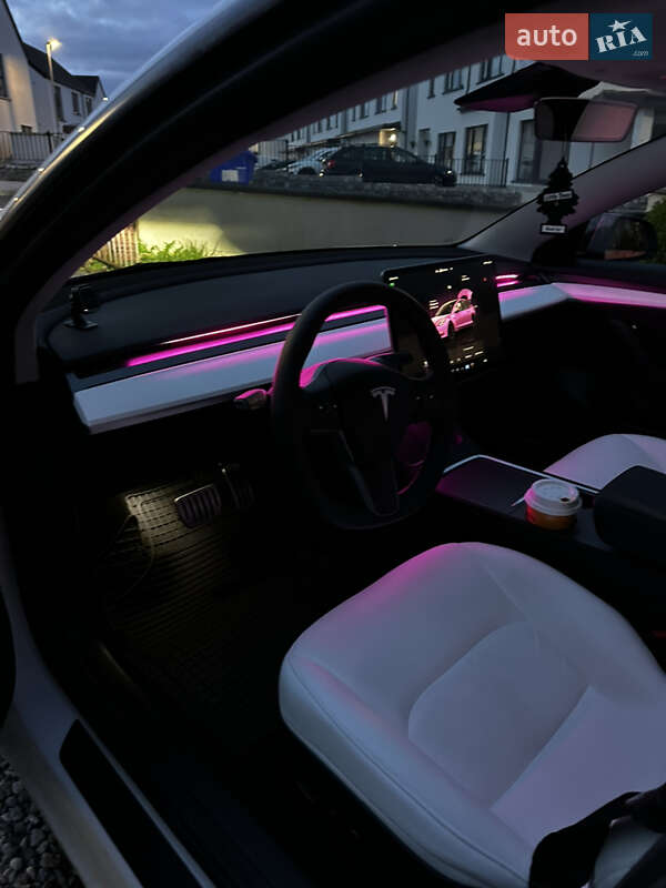 Седан Tesla Model 3 2022 в Харькове