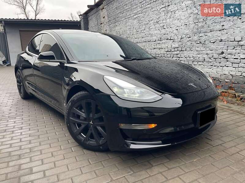 Седан Tesla Model 3 2020 в Харькове