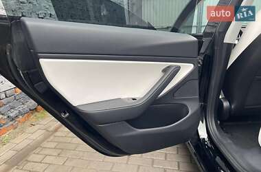 Седан Tesla Model 3 2020 в Харькове