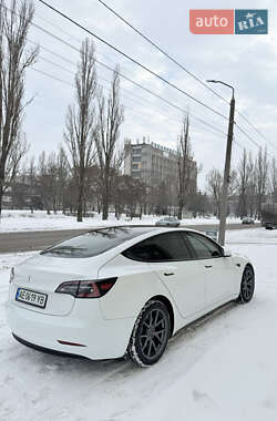 Седан Tesla Model 3 2021 в Днепре