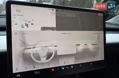 Седан Tesla Model 3 2022 в Одессе
