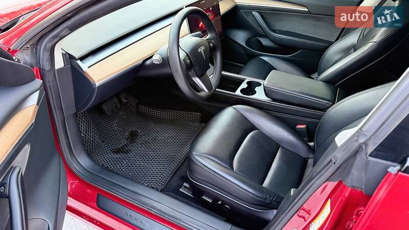 Седан Tesla Model 3 2022 в Одесі
