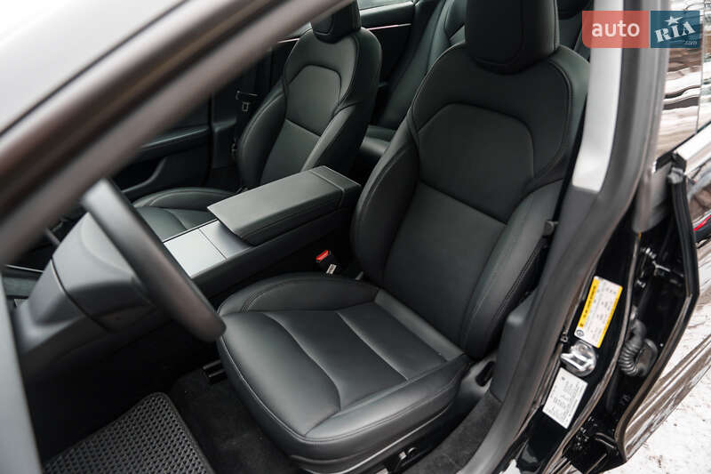 Седан Tesla Model 3 2025 в Києві фото 41 Седан Tesla Model 3 2025 в Києві