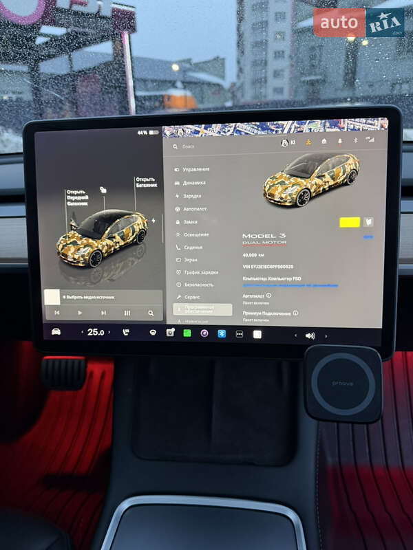 Седан Tesla Model 3 2023 в Львове