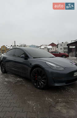 Седан Tesla Model 3 2023 в Львове