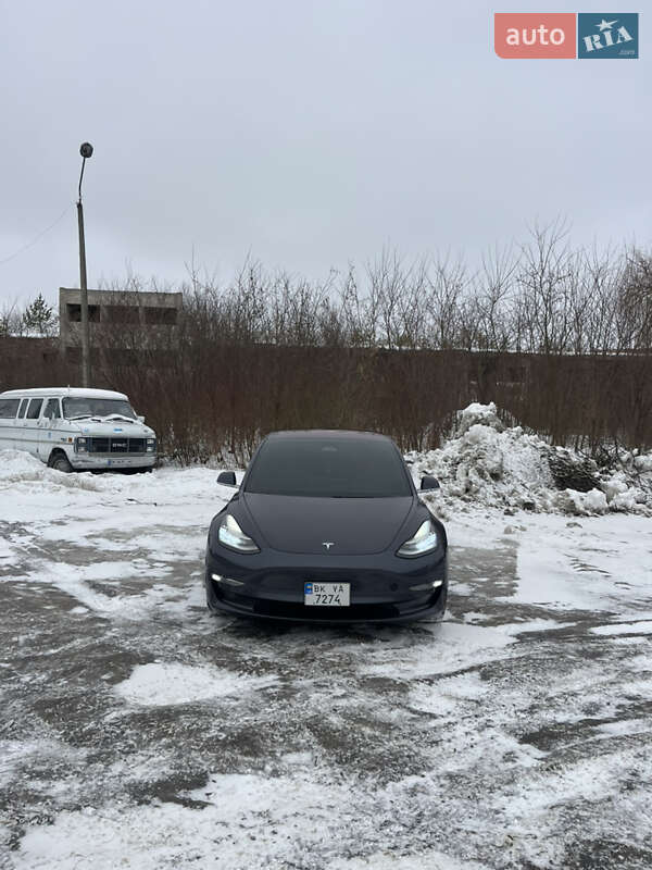 Седан Tesla Model 3 2018 в Рівному фото 7 Седан Tesla Model 3 2018 в Рівному