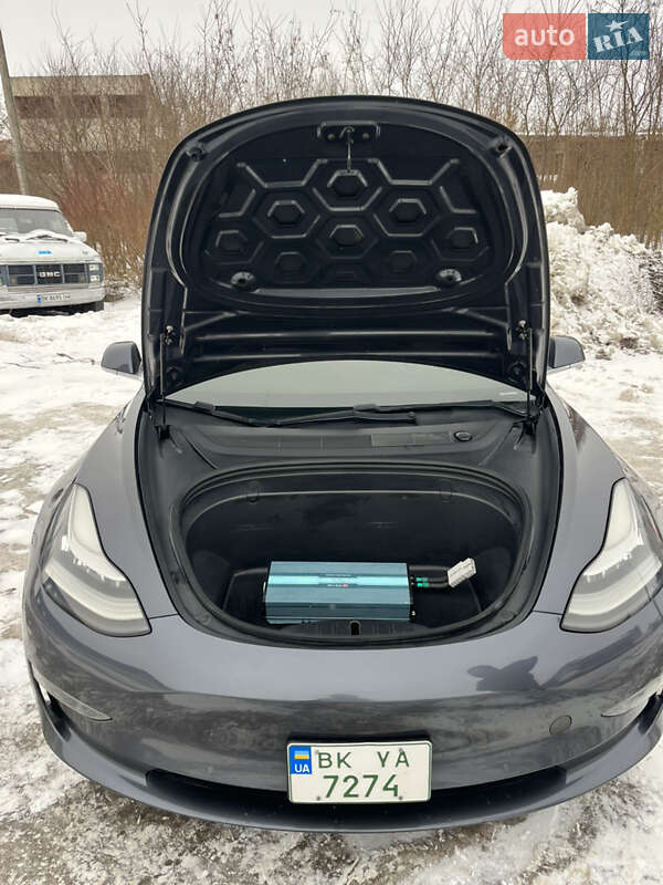 Седан Tesla Model 3 2018 в Рівному фото 16 Седан Tesla Model 3 2018 в Рівному