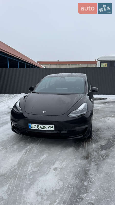 Седан Tesla Model 3 2021 в Винниках фото 2 Седан Tesla Model 3 2021 в Винниках