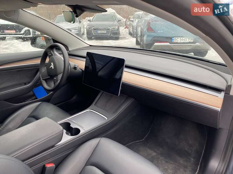 Седан Tesla Model 3 2021 в Львове фото 8 Седан Tesla Model 3 2021 в Львове