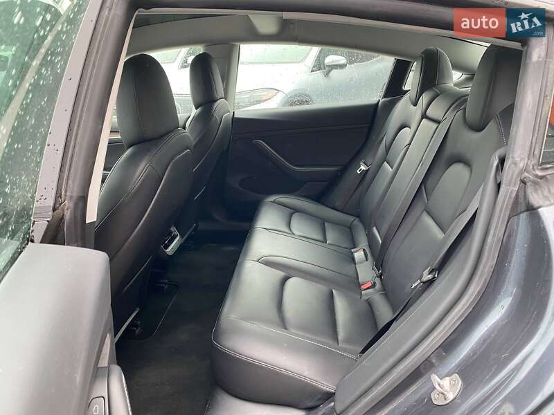 Седан Tesla Model 3 2021 в Львове фото 14 Седан Tesla Model 3 2021 в Львове
